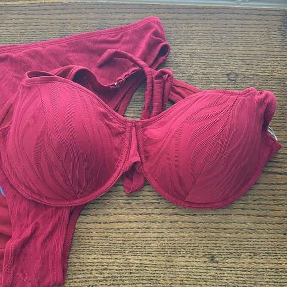 Cupshe Bikini - Picture 2 of 8